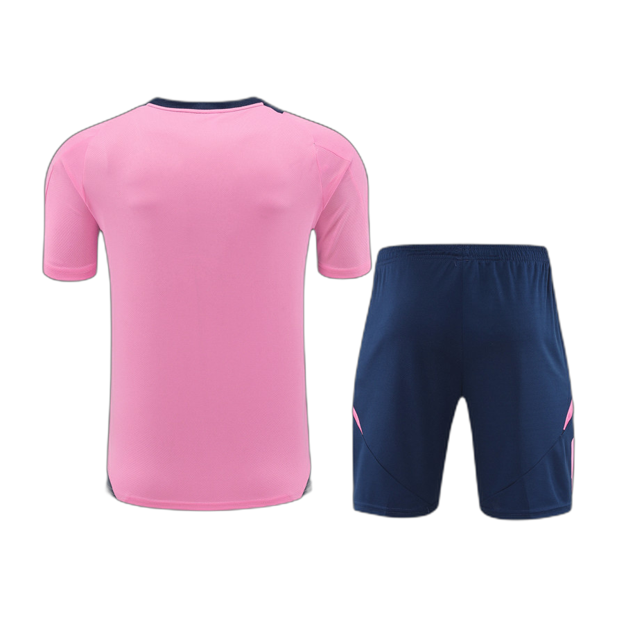 Arsenal pink