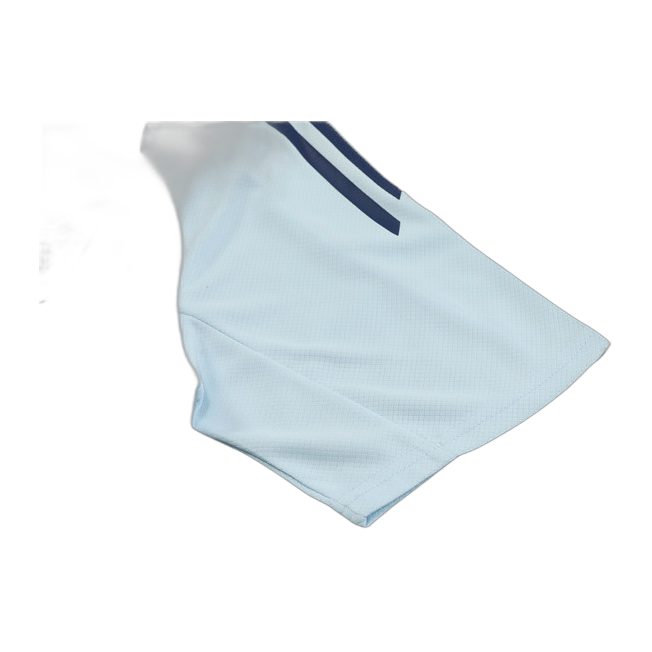 Spanish light blue
