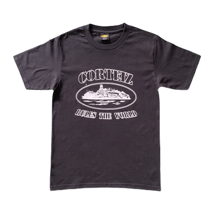 RULES THE WORLD T-SHIRT