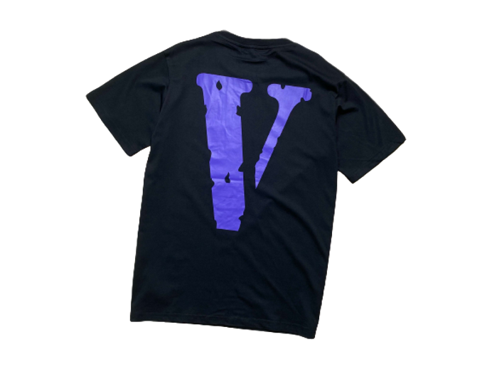 V T-SHIRT