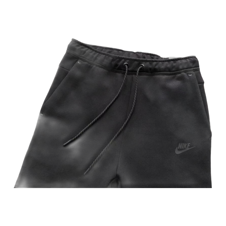 NK TECH SHORTS – BLACK