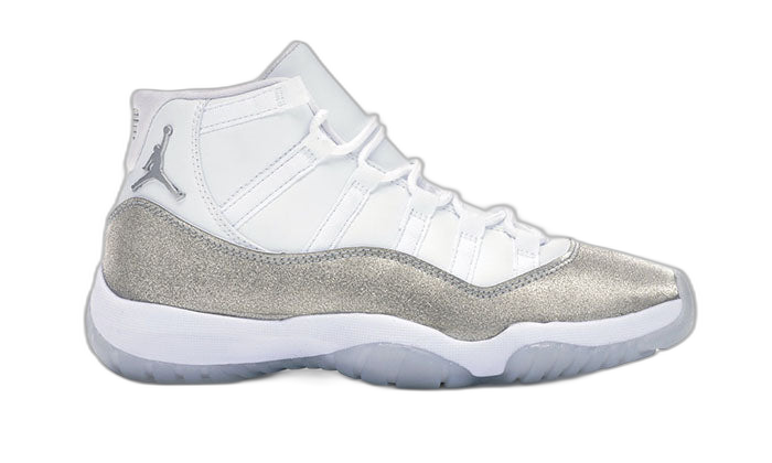 Retro White Metallic Silver (Women’s)
