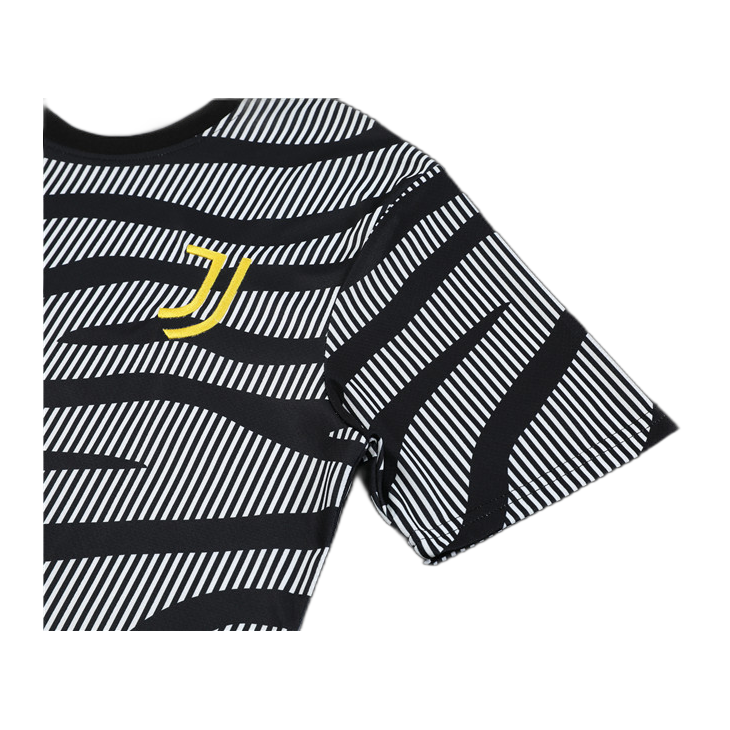Juventus black and white