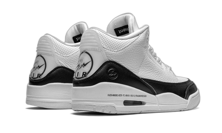 Fragment White Black