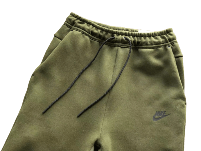 NK TECH SHORTS – GREEN