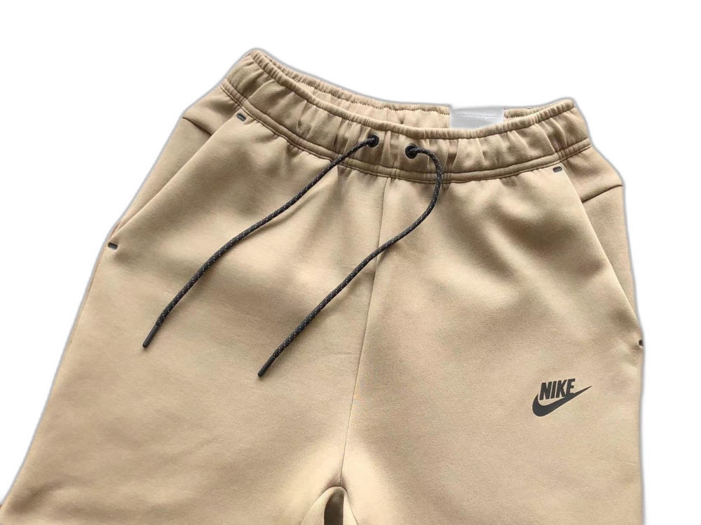 NK TECH SHORTS – TORTILLA
