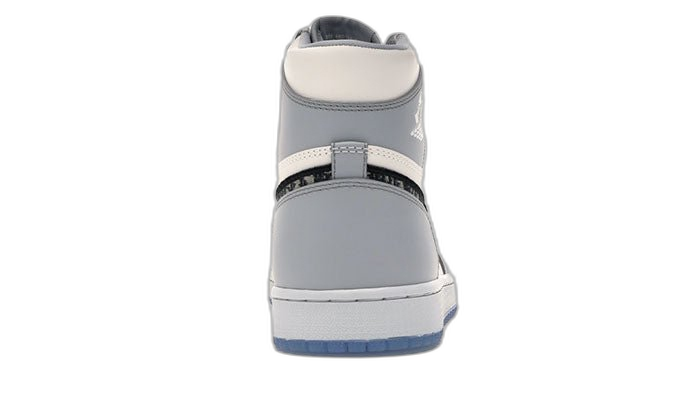 Retro high gray